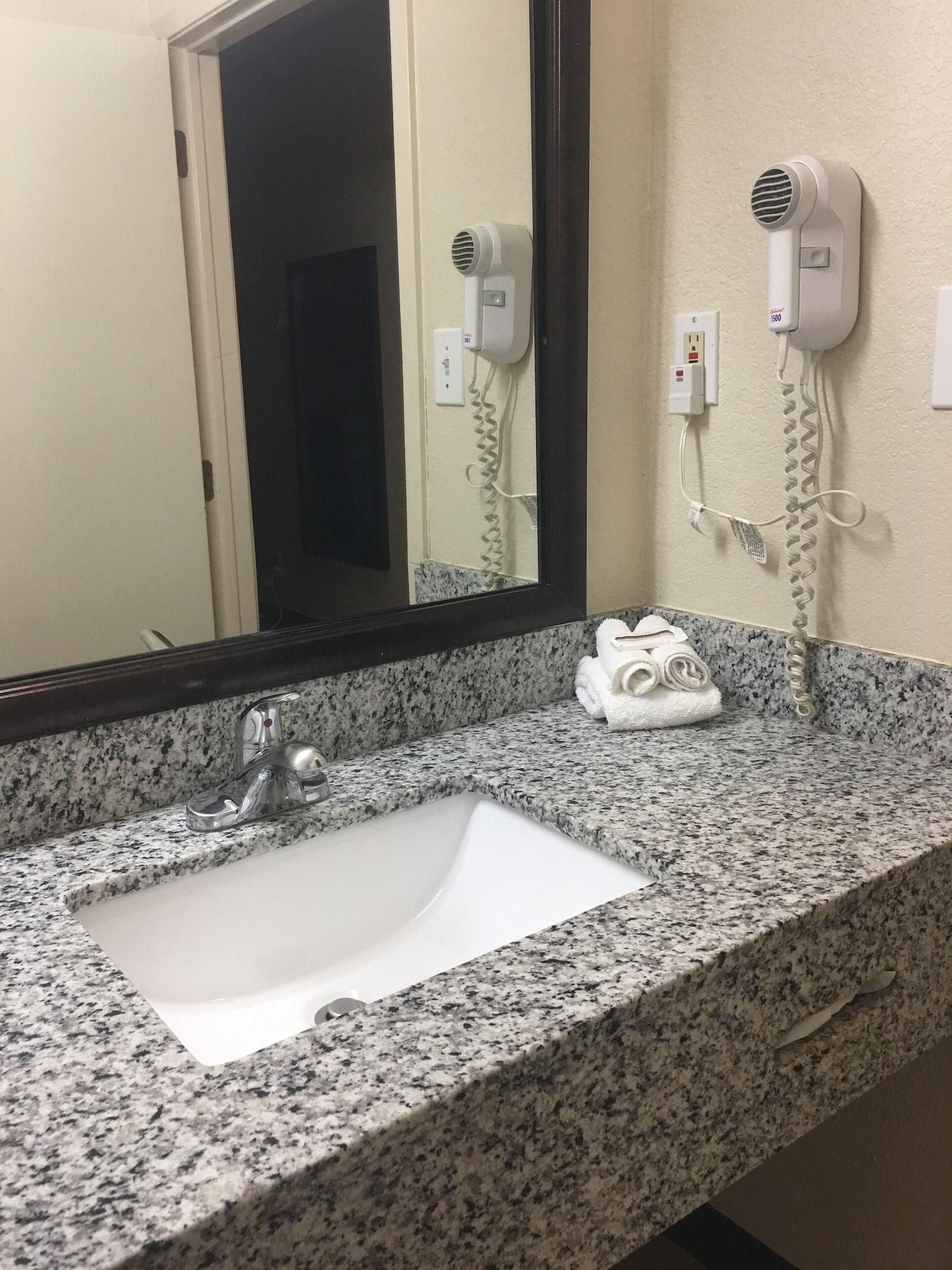 Red Roof Inn Fort Worth - Saginaw מראה חיצוני תמונה